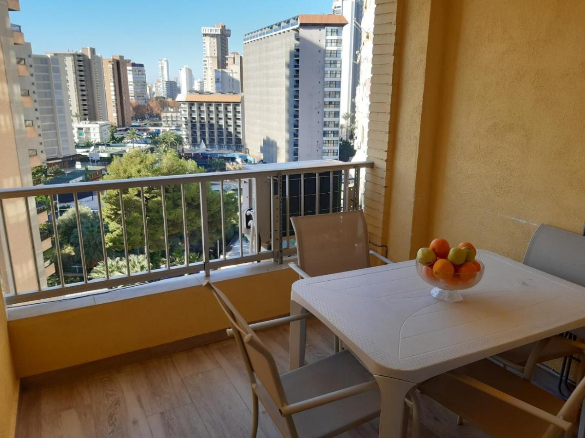 Karola Cosy Apartment Benidorm Exterior photo